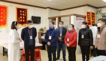 医院院长谢胜到仁爱分院慰问专家并现场调研
